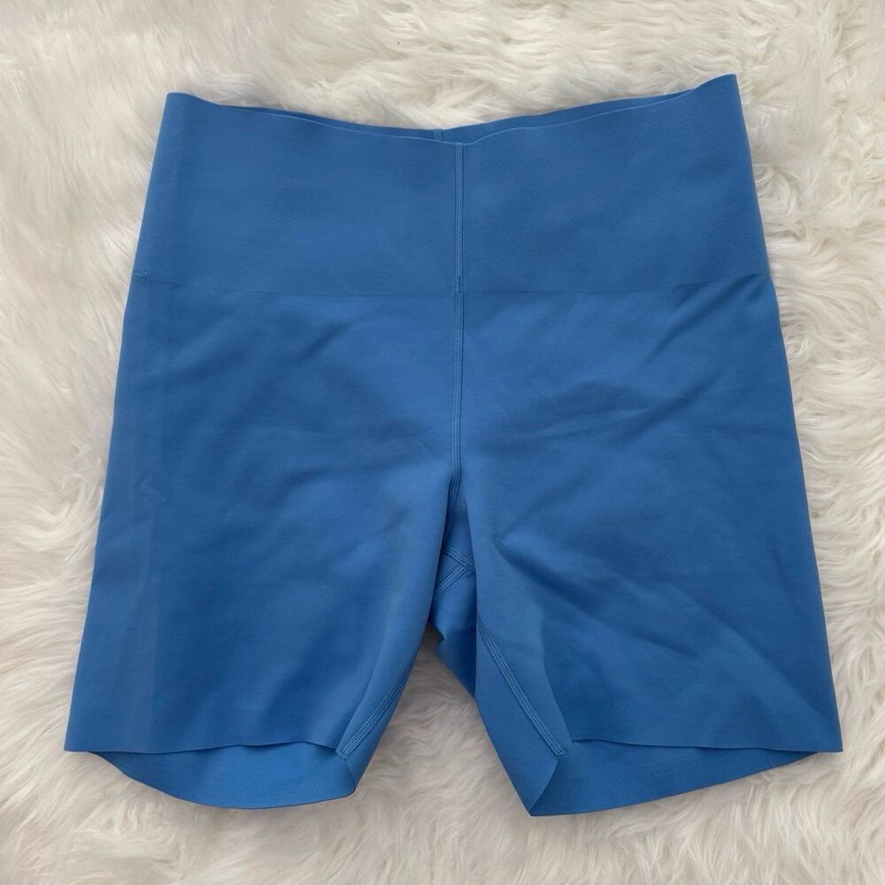Lululemon Glow Up Super High-Rise Short 6" Blue 12